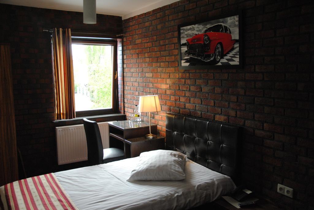 Amadeus Hotel Zielona Góra Habitación foto